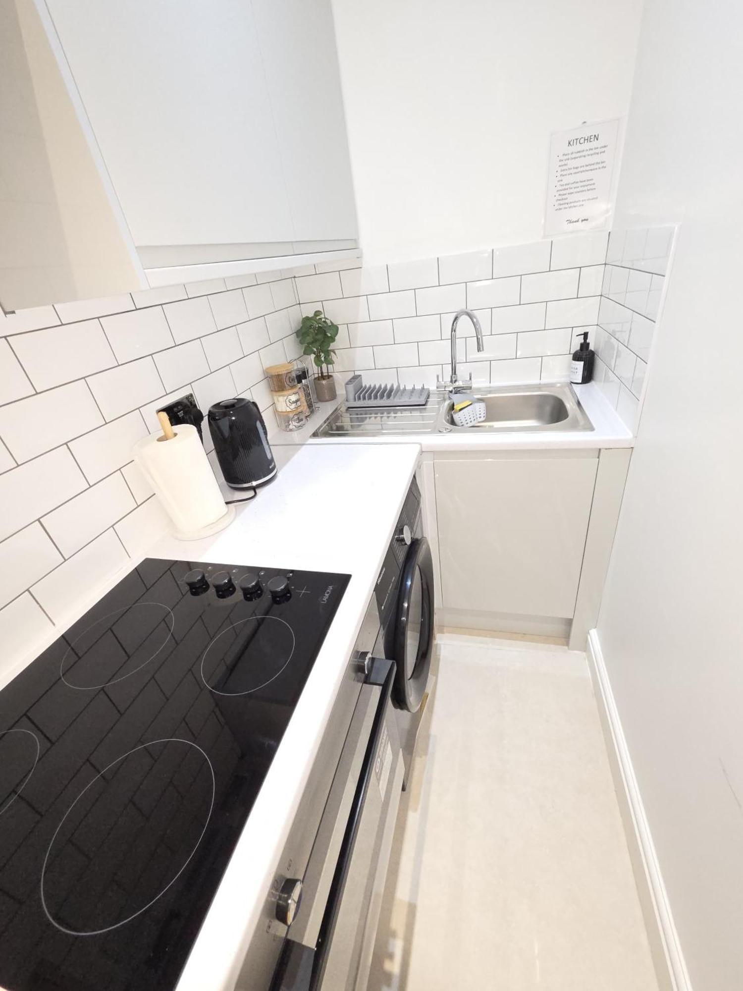 Apartment Chic E10 *